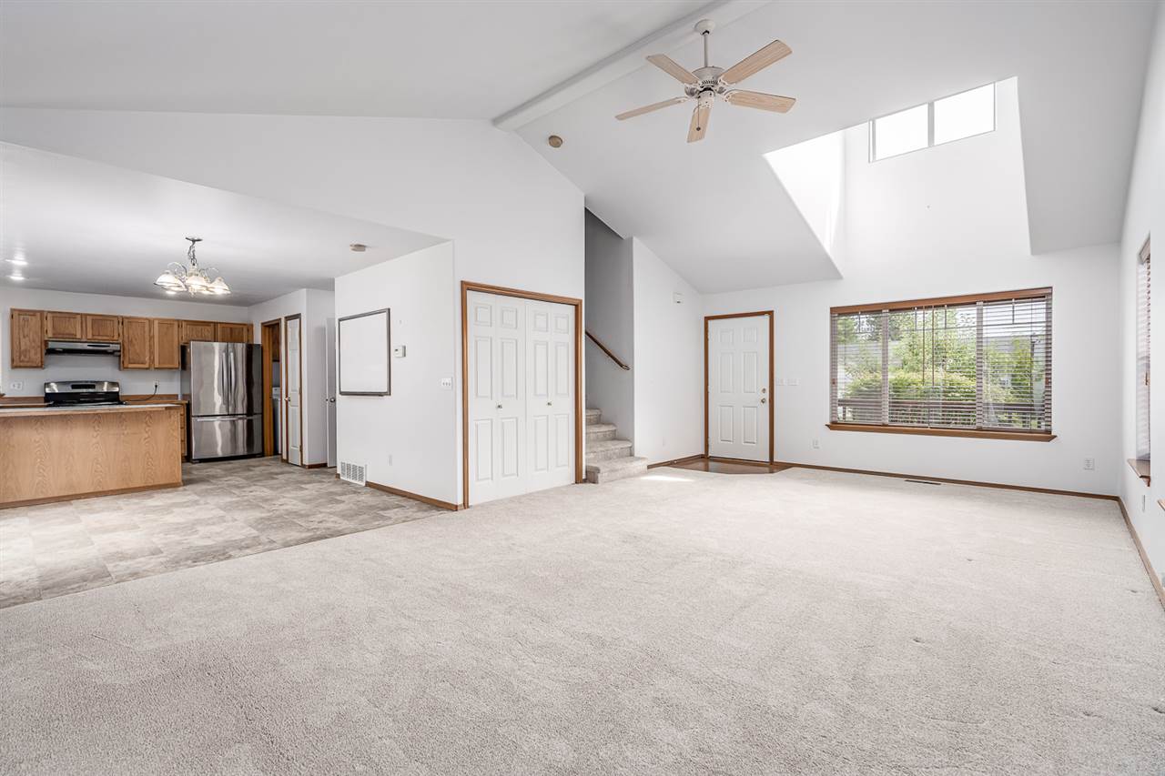 813 East Ballard Road Colbert, WA 99005 - Photo 3 of 36 Gallery Image 3