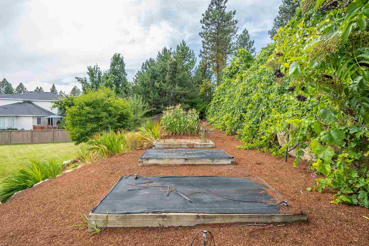 813 East Ballard Road Colbert, WA 99005 - Photo 26 of 36 Gallery Image 26