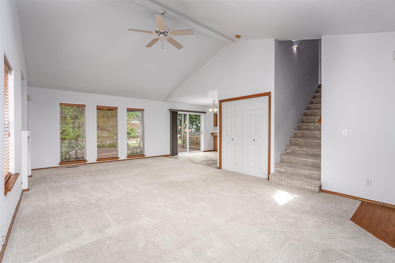 813 East Ballard Road Colbert, WA 99005 - Photo 5 of 36 Gallery Image 5