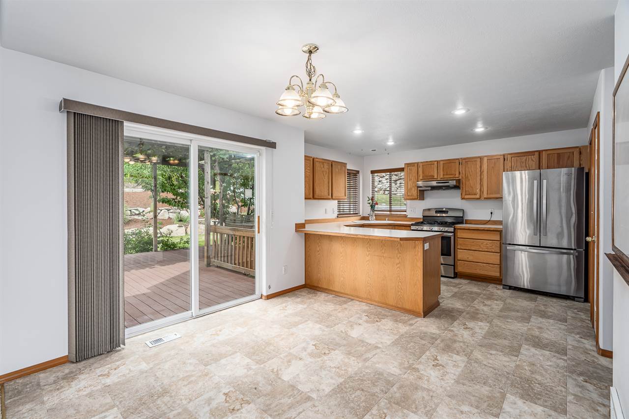 813 East Ballard Road Colbert, WA 99005 - Photo 6 of 36 Gallery Image 6