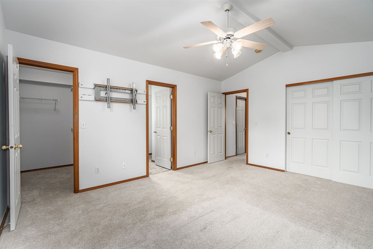 813 East Ballard Road Colbert, WA 99005 - Photo 10 of 36 Gallery Image 10