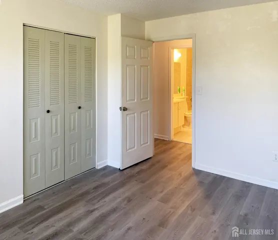 $2,400 | 321 Hampshire Court, Piscataway, NJ 08854