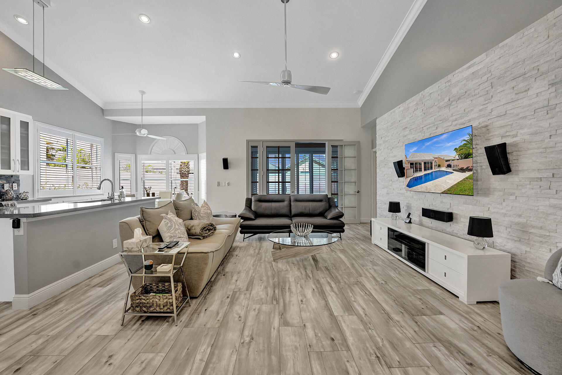 Undisclosed Address Boynton Beach, FL 33472 - Photo 18 of 72 Family room