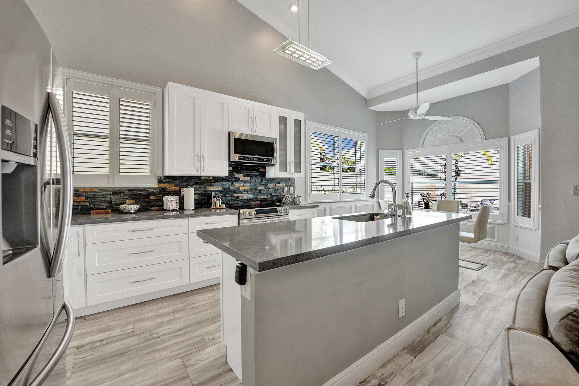 Undisclosed Address Boynton Beach, FL 33472 - Photo 25 of 72 Kitchen and breakfast area