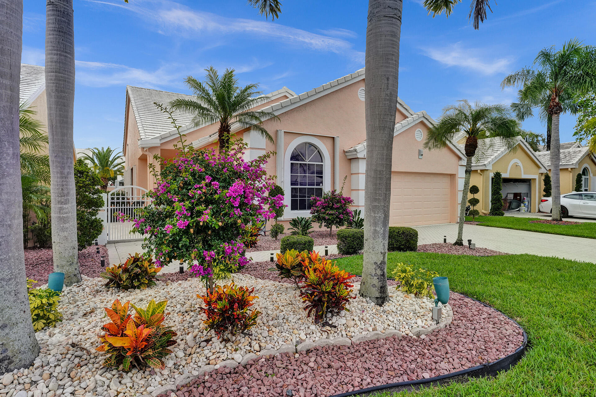 Undisclosed Address Boynton Beach, FL 33472 - Photo 4 of 72 Front yard