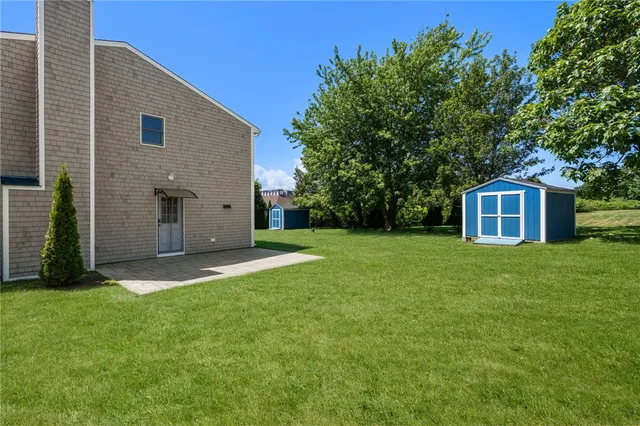 $1,099,000 | 476 Green End Avenue, Middletown, RI 02842