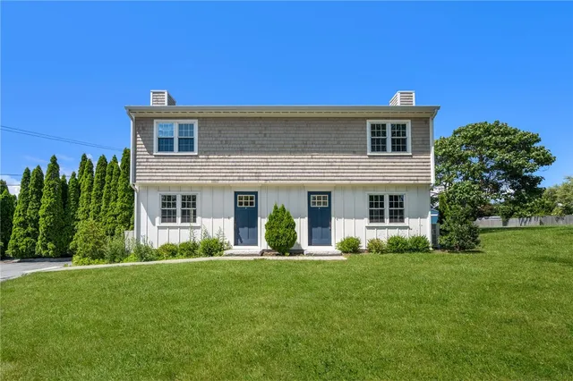$1,099,000 | 476 Green End Avenue, Middletown, RI 02842