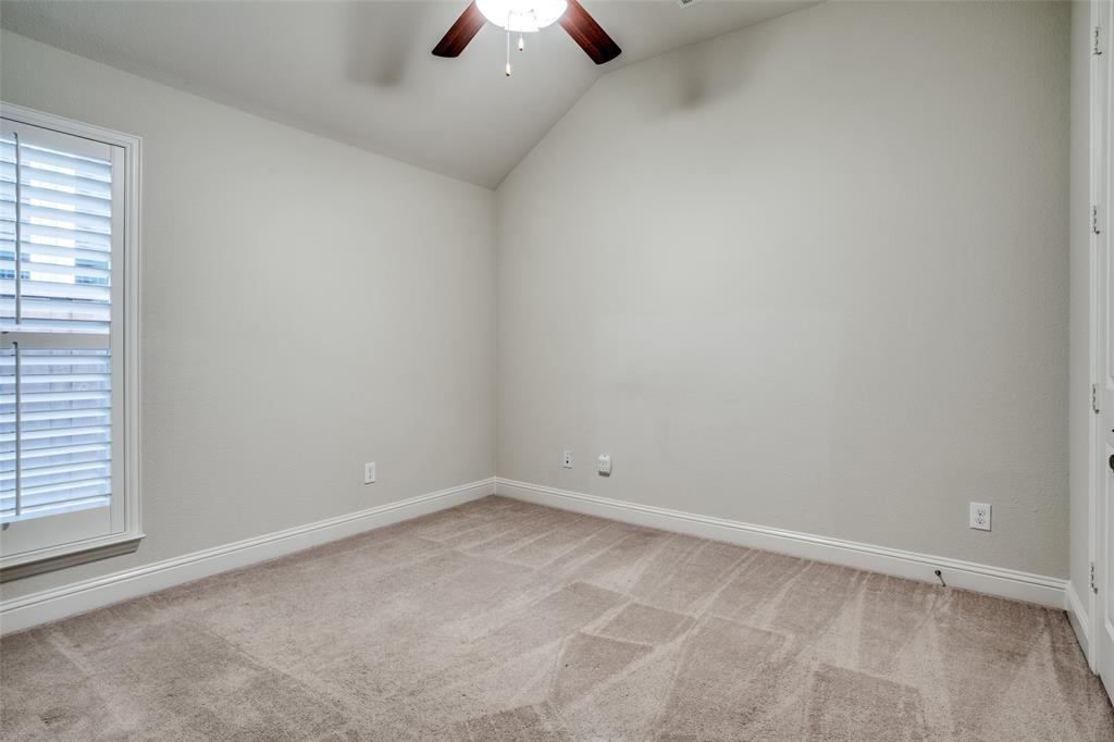 2348 Mare Road Carrollton, TX 75010 - Photo 15 of 21