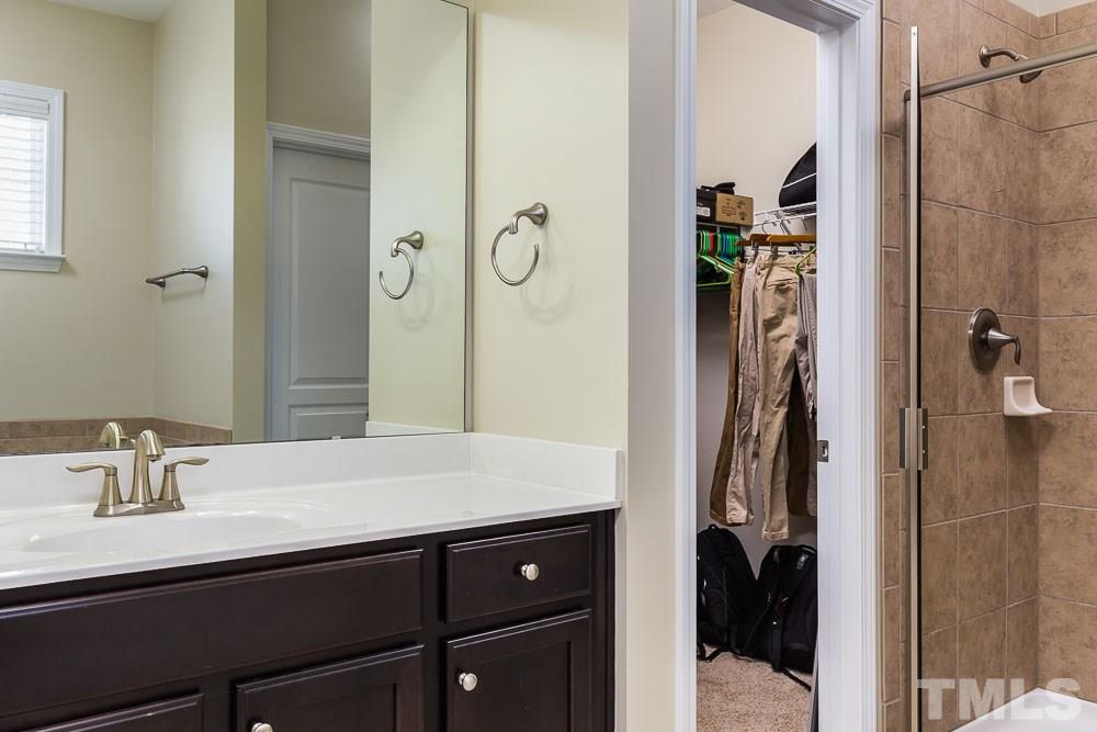 10112 Barnhart Way Raleigh, NC 27617 - Photo 21 of 25 Gallery Image 21