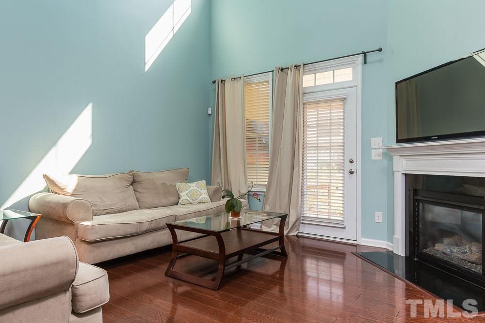 10112 Barnhart Way Raleigh, NC 27617 - Photo 9 of 25 Gallery Image 9