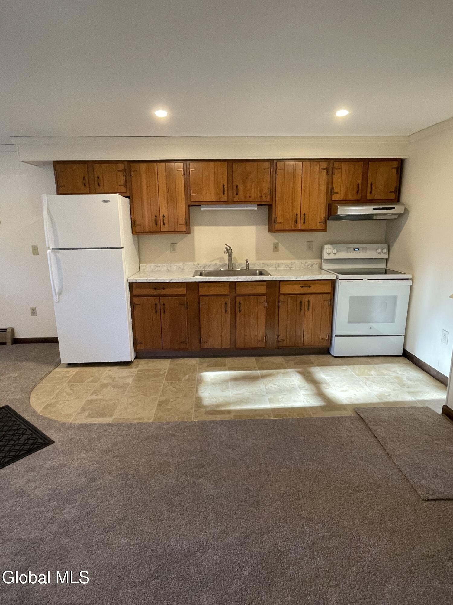 41 Malloy Road Greenfield, NY 12833 - Photo 5 of 19 41MalloyKitch12025