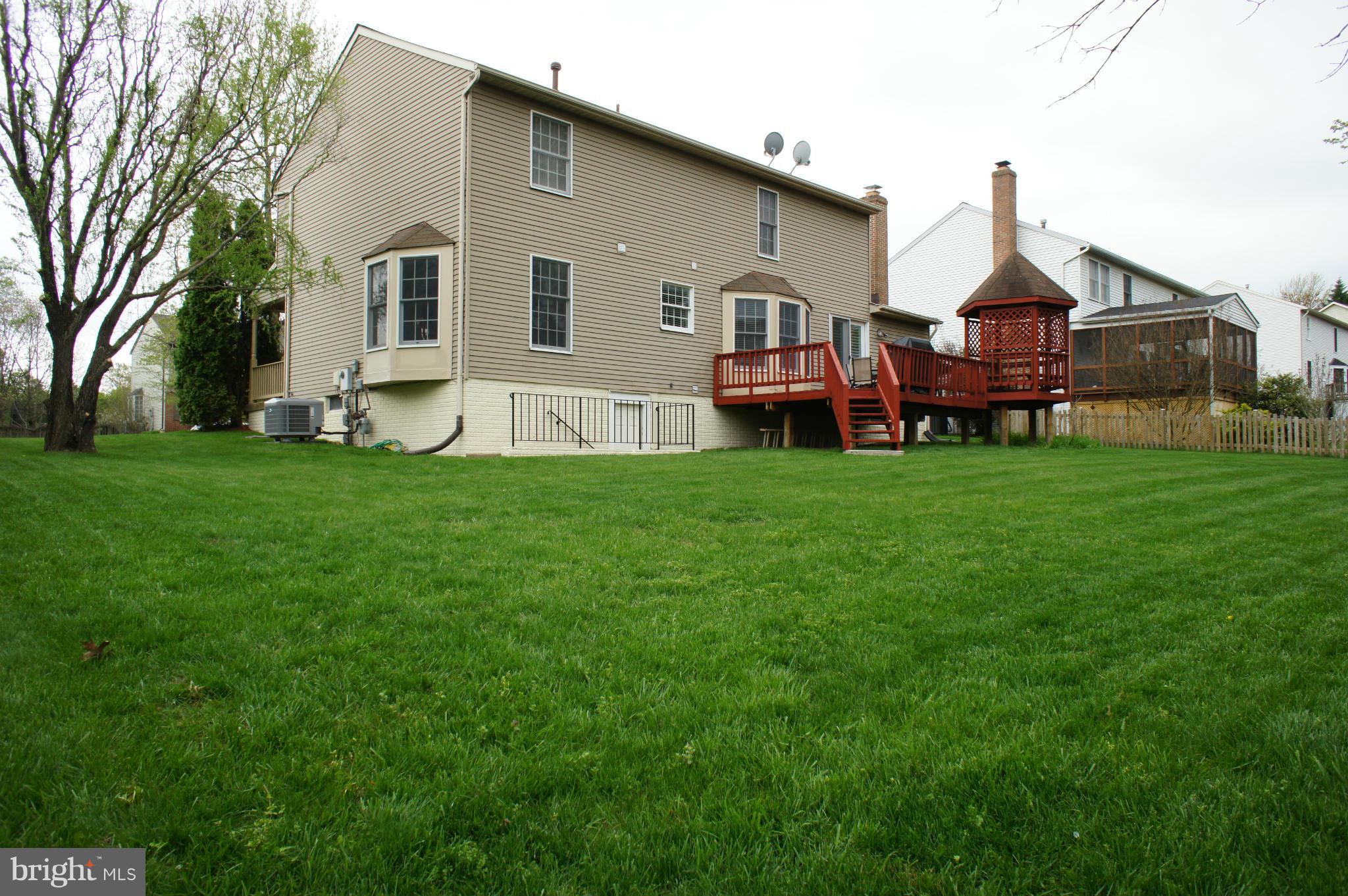 1923 Beech Road Sterling, VA 20164 - Photo 26 of 27 Exterior (Rear)