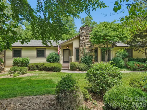 $375,000 | 1 Bridle Path Court, Hendersonville, NC 28791