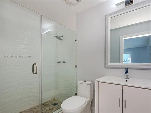 $5,200 | 5770 Northeast 18th Avenue, Fort Lauderdale, FL 33334