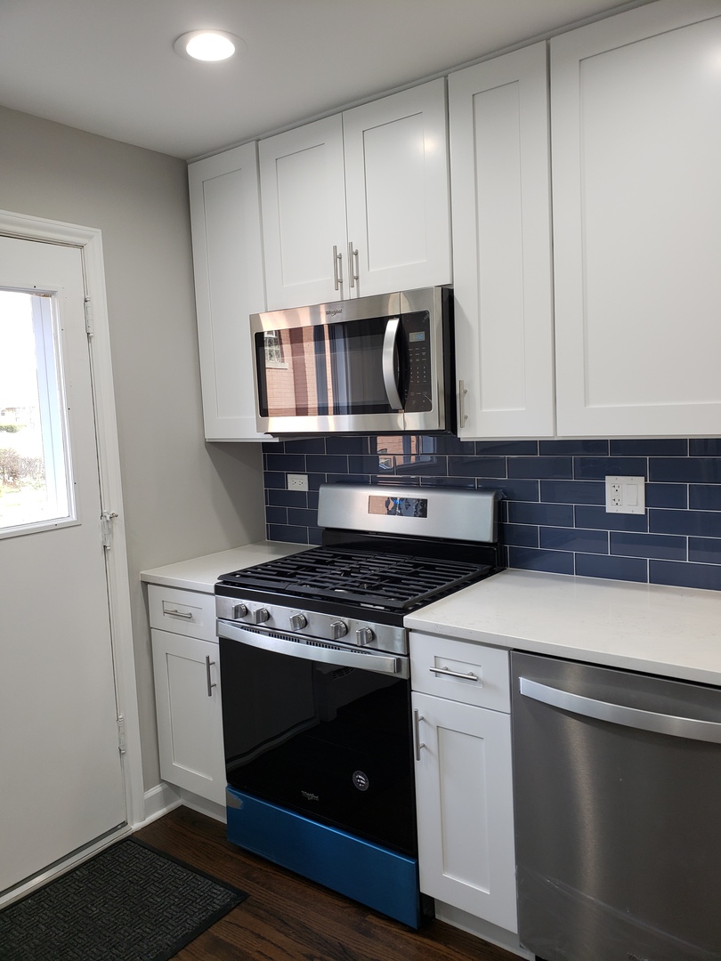 1708 South Clifton Avenue Park Ridge, IL 60068 - Photo 4 of 19