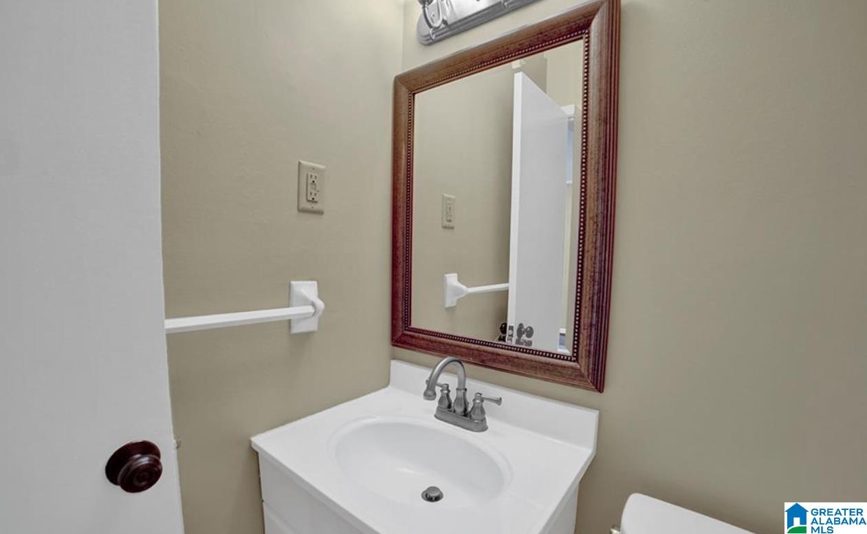 1506 Al Seier Road Birmingham, AL 35226 - Photo 12 of 18