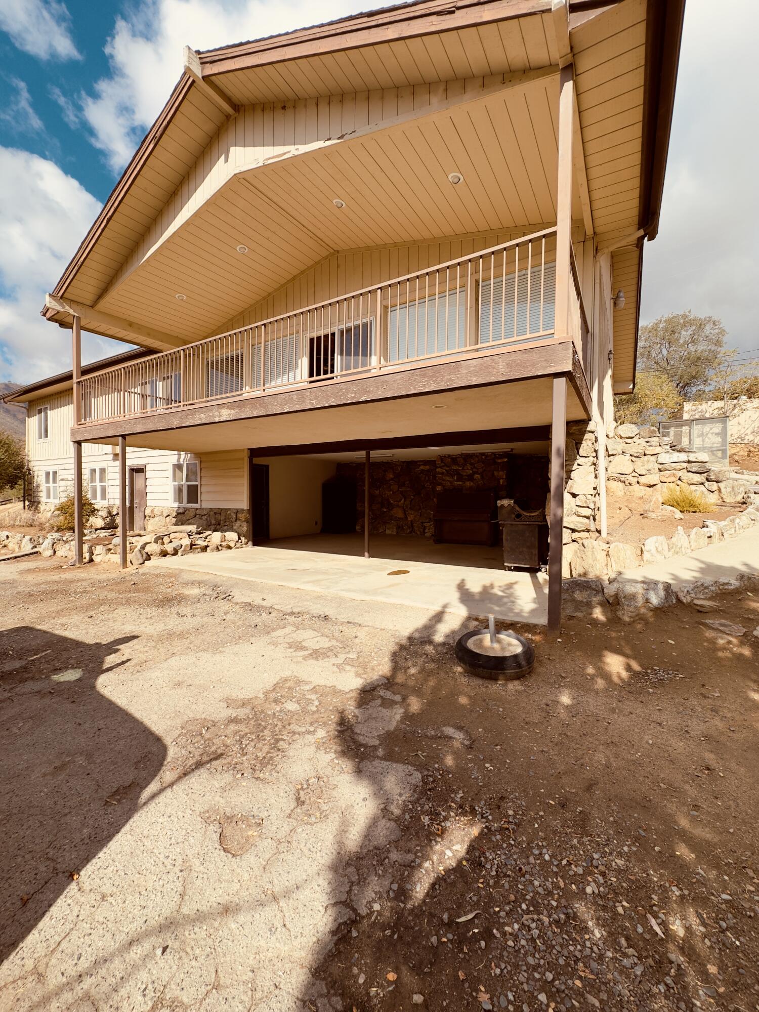 41231 Sierra Drive Three Rivers, CA 93271 - Photo 26 of 37 Two car carport