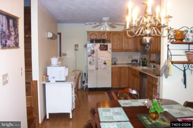 27 Littlestown Road Littlestown, PA 17340 - Photo 4 of 9