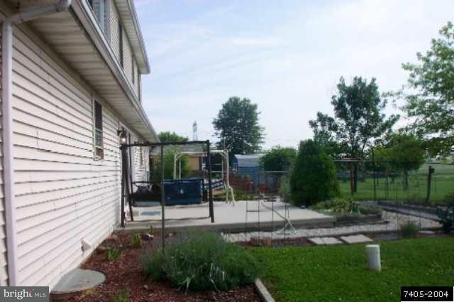 27 Littlestown Road Littlestown, PA 17340 - Photo 9 of 9