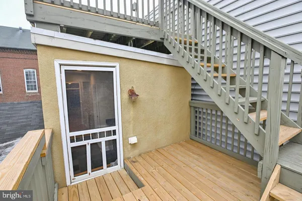 $2,700 | 21 South Chapel Street, Baltimore, MD 21231