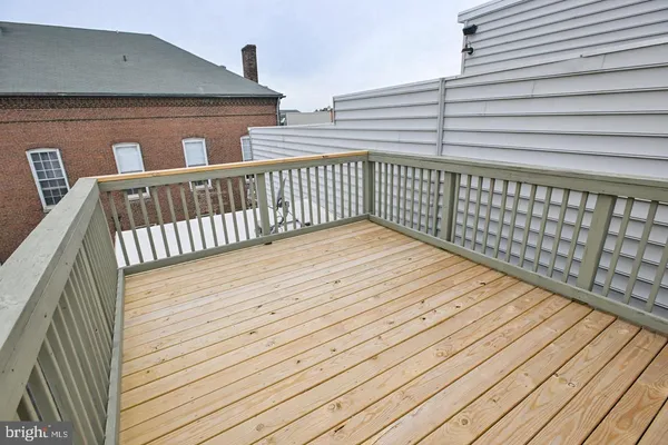 $2,700 | 21 South Chapel Street, Baltimore, MD 21231