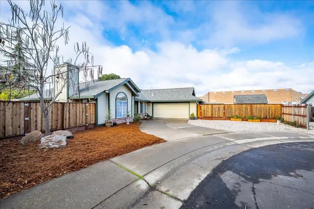 $624,500 | 15 Sierra Mesa Court, Auburn, CA 95603