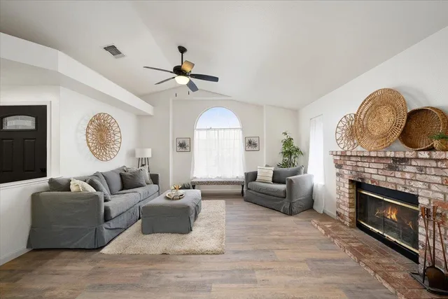 $624,500 | 15 Sierra Mesa Court, Auburn, CA 95603