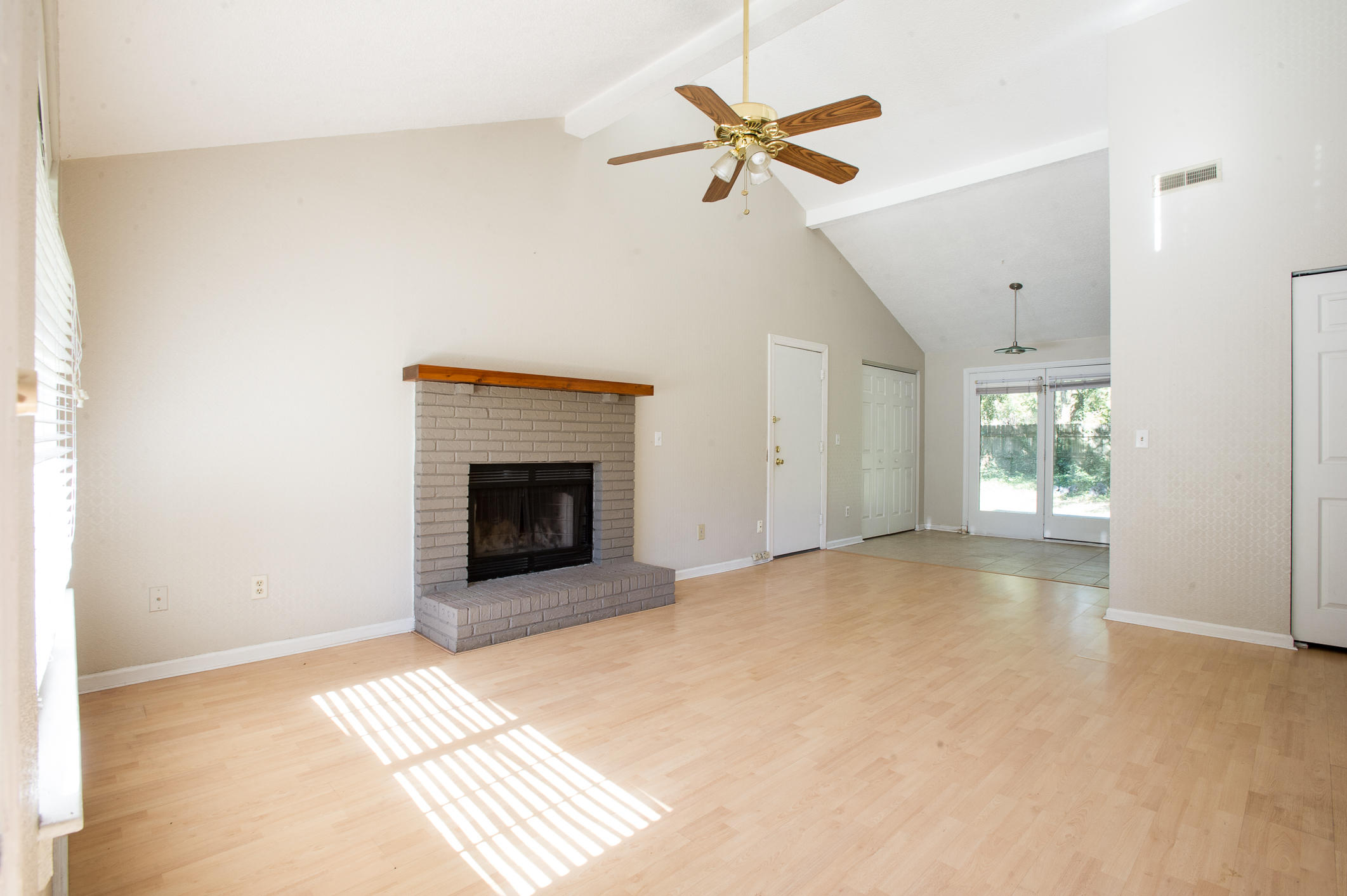 101 Laurel Ridge Road North Charleston, SC 29418 - Photo 8 of 28 STP_3272