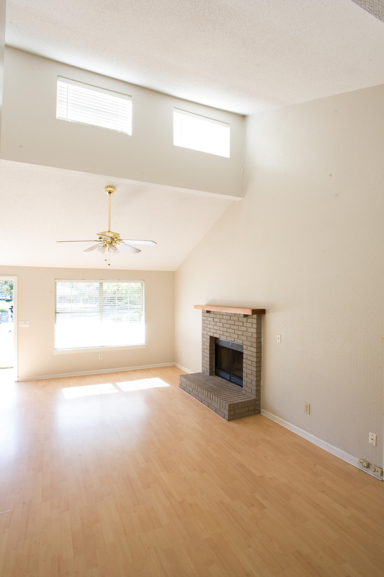 101 Laurel Ridge Road North Charleston, SC 29418 - Photo 10 of 28 STP_3266