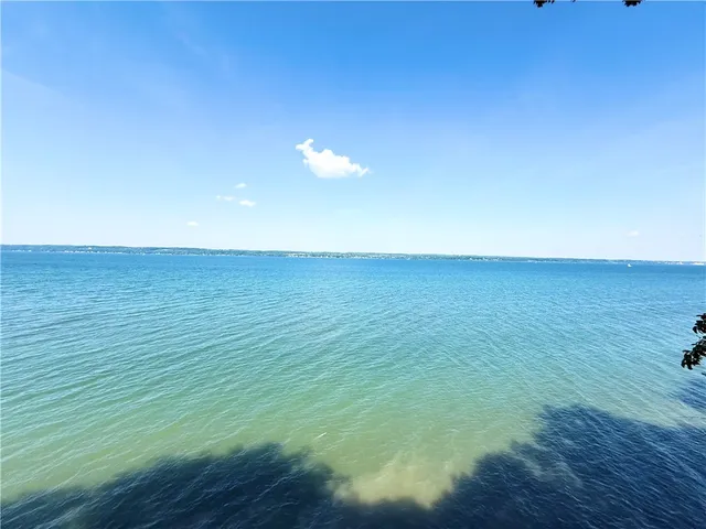 $989,000 | 4108-4109 High Banks, Fayette, NY 14456