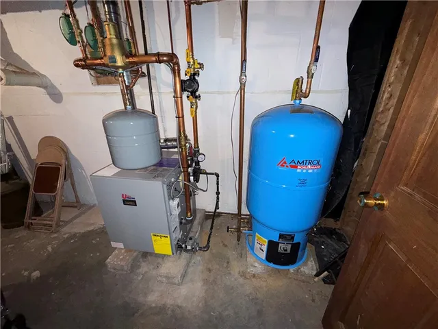 $989,000 | 4108-4109 High Banks, Fayette, NY 14456