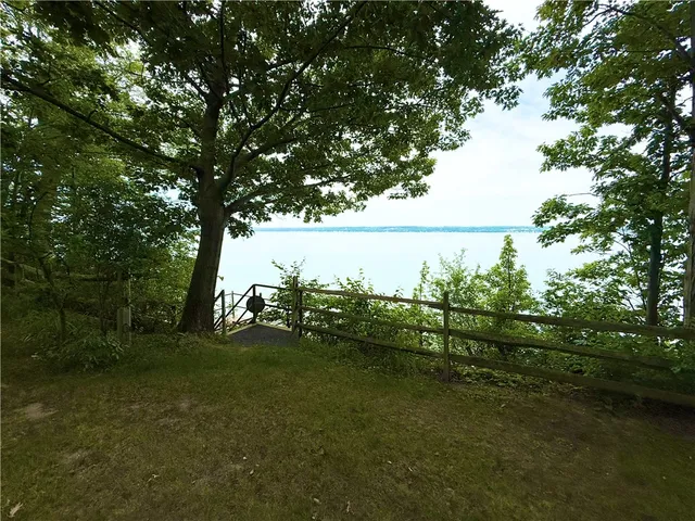 $989,000 | 4108-4109 High Banks, Fayette, NY 14456