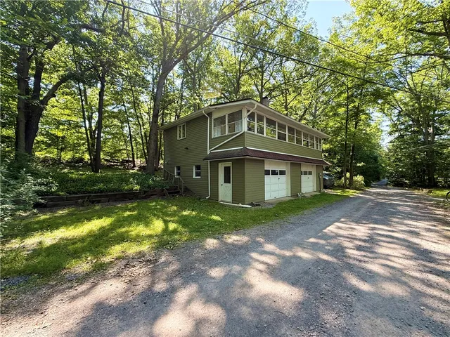 $989,000 | 4108-4109 High Banks, Fayette, NY 14456