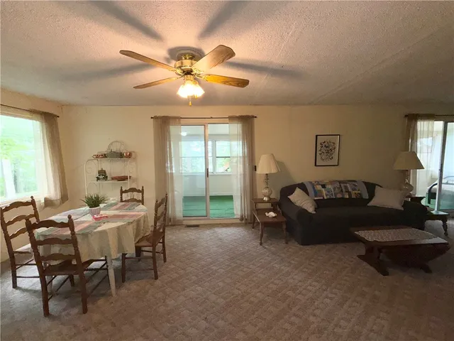 $989,000 | 4108-4109 High Banks, Fayette, NY 14456