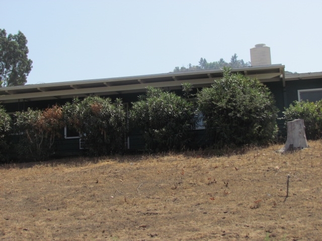 9201 Old Castle Road Valley Center, CA 92082 - Photo 2 of 23 Gallery Image 2