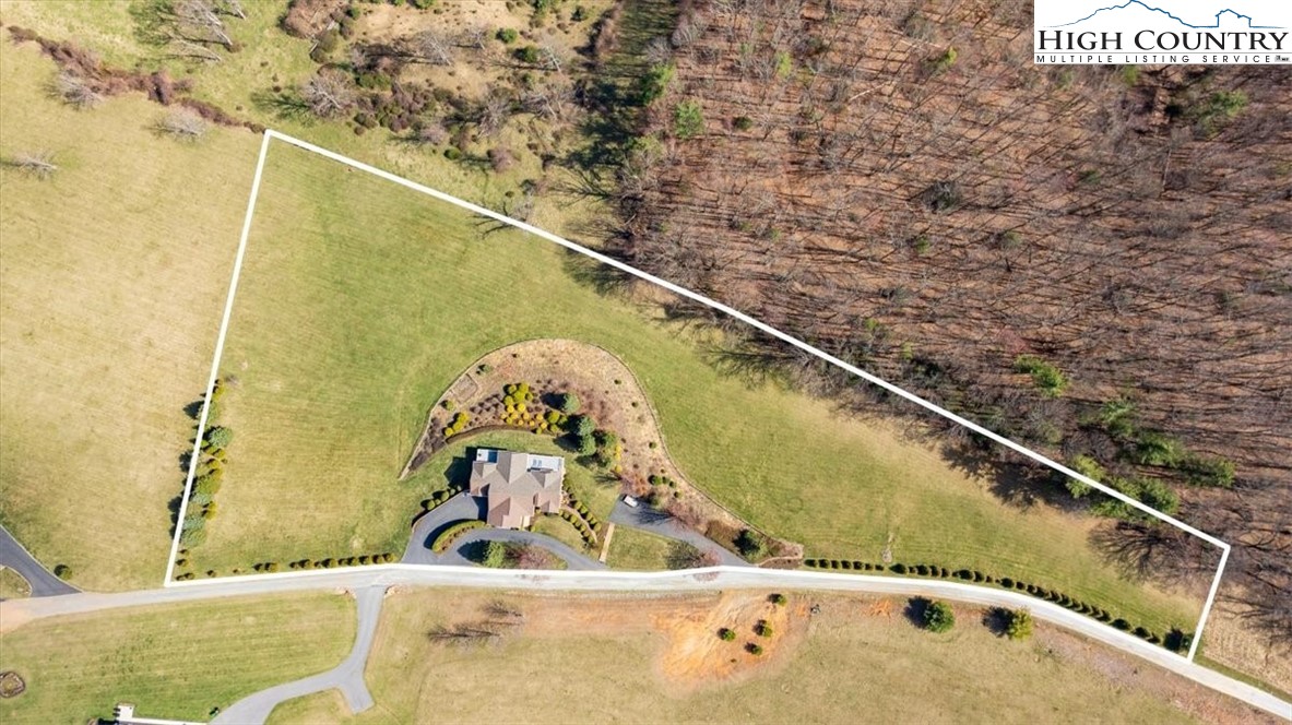 368 Fox Run Lane Sparta, NC 28675 - Photo 2 of 50 a view of a balcony with a sink