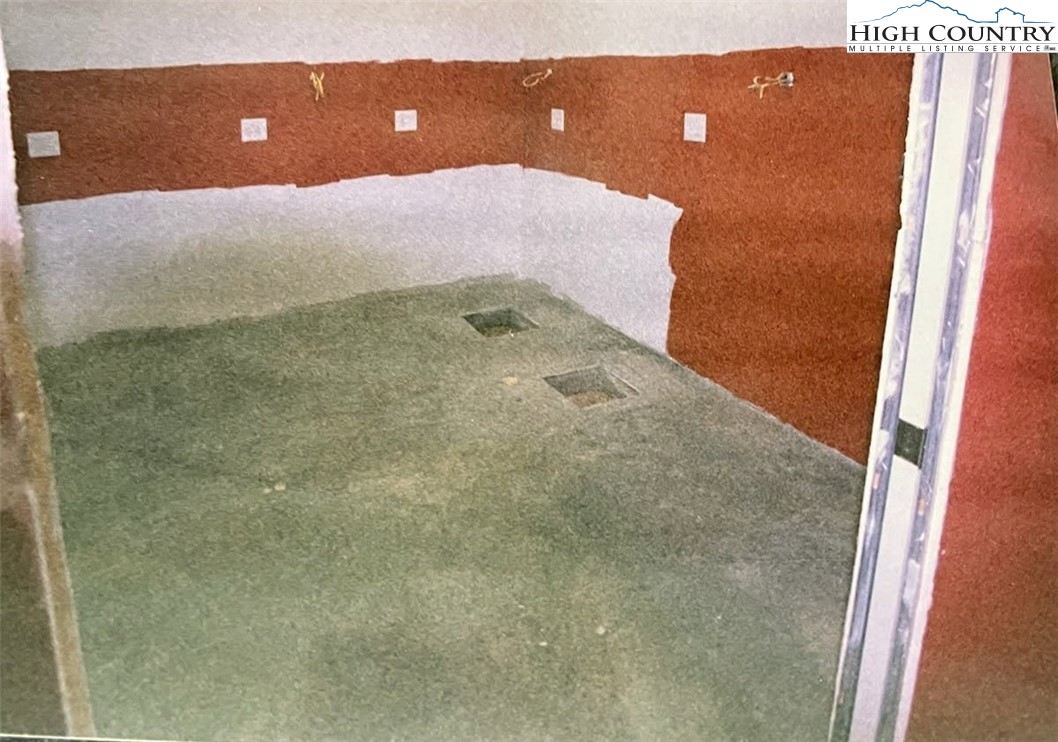 368 Fox Run Lane Sparta, NC 28675 - Photo 39 of 50 a view of a bathroom