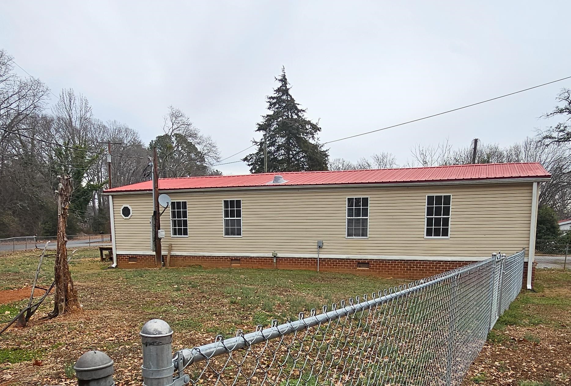 110 Gardner Road Spartanburg, SC 29307 - Photo 3 of 24