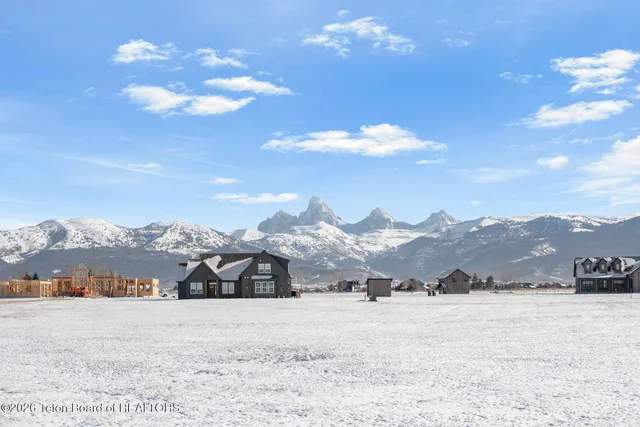 $450,000 | 2413 Daydream Drive, Tetonia, ID 83452