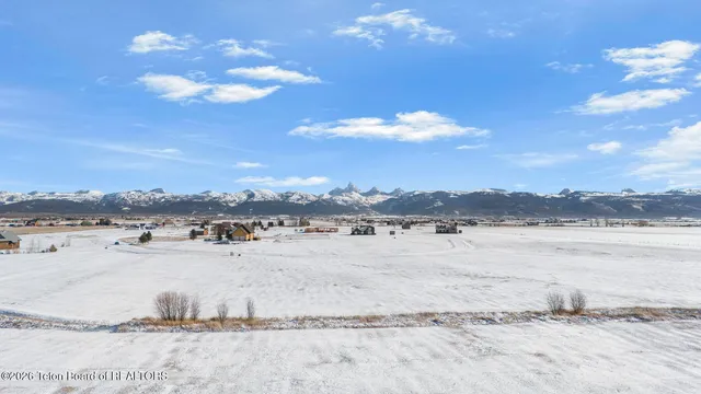 $450,000 | 2413 Daydream Drive, Tetonia, ID 83452