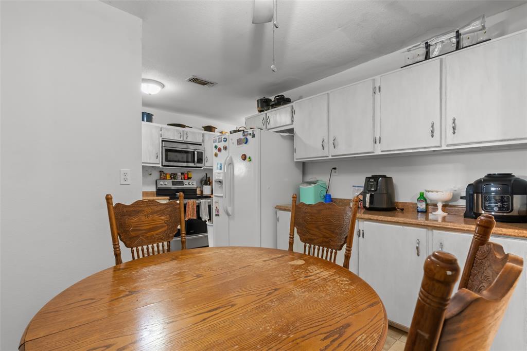 1205 South Rusk Street Weatherford, TX 76086 - Photo 13 of 27 Dining Room
