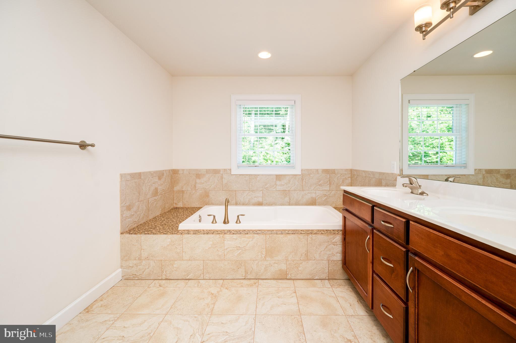 618 Mohns Hill Road Reading, PA 19608 - Photo 38 of 63