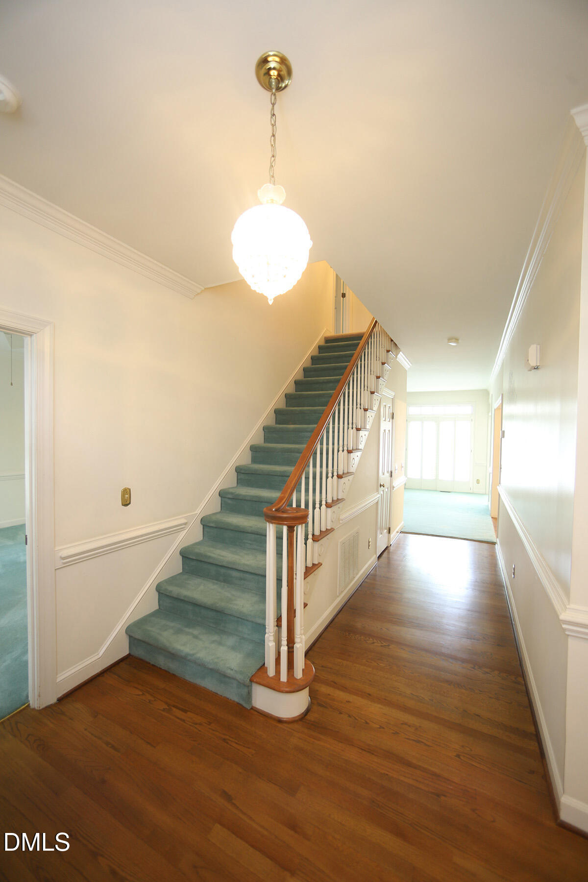 6013 Tenter Banks Square Raleigh, NC 27609 - Photo 3 of 41 Gallery Image 3