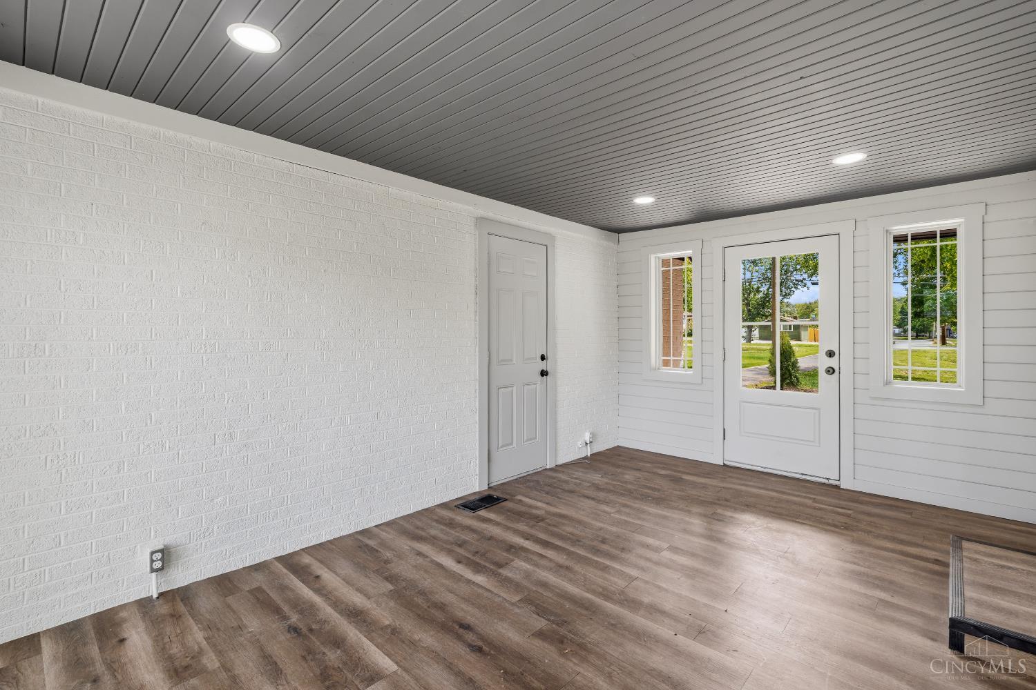 2836 Banning Road Cincinnati, OH 45239 - Photo 20 of 43
