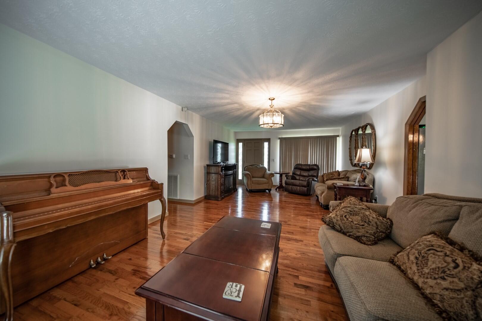 111 Shadow Way Del Rio, TN 37727 - Photo 12 of 40 7