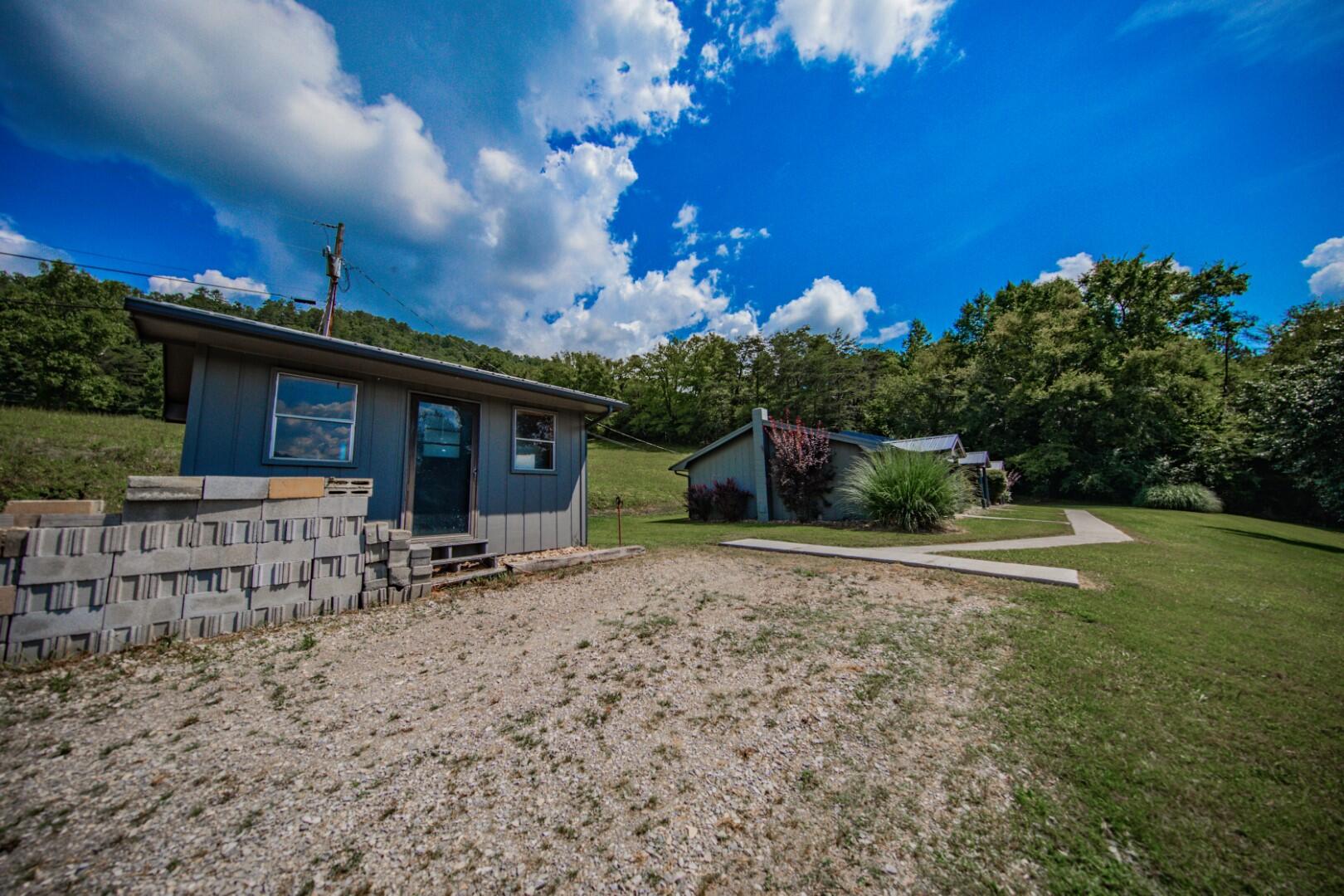 111 Shadow Way Del Rio, TN 37727 - Photo 29 of 40 24