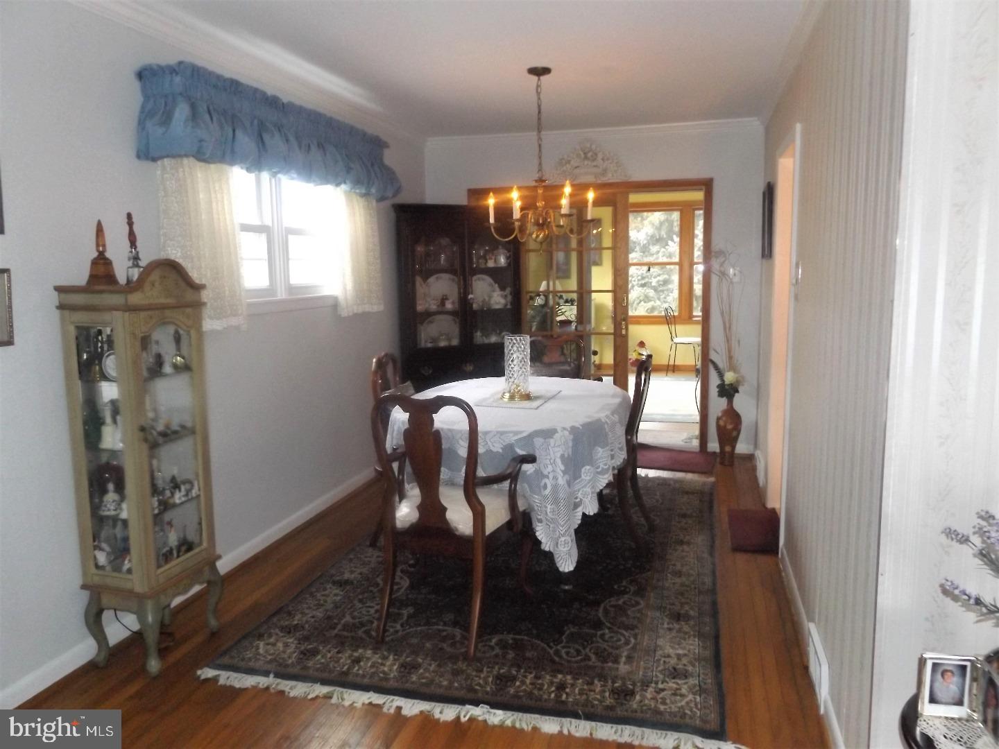 971 Windsor Road Warminster, PA 18974 - Photo 5 of 25