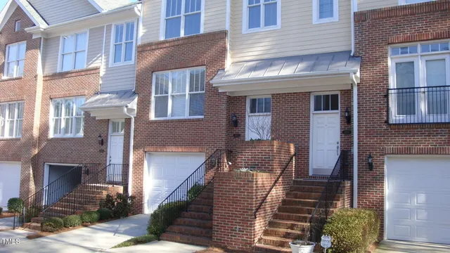 $1,900 | 6102 Shandwick Court, Raleigh, NC 27609