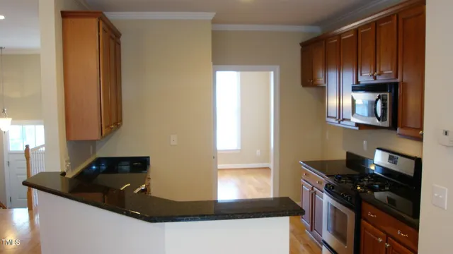 $1,900 | 6102 Shandwick Court, Raleigh, NC 27609