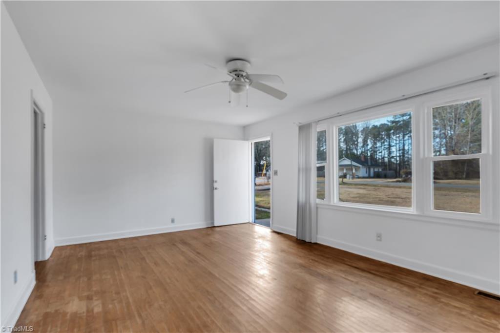 1052 North Main Street Troy, NC 27371 - Photo 3 of 24